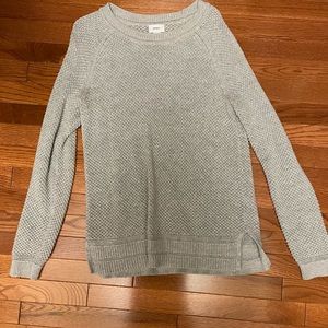 Light weight sweater